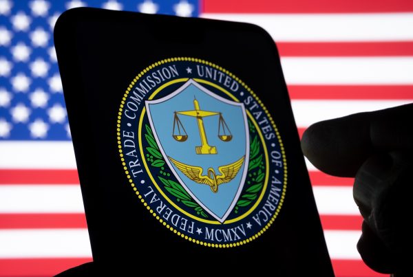 plainte de la FTC pour surfacturation de 20 milliards de dollars auprès d'1,2 million d'annonceurs sur Amazon
