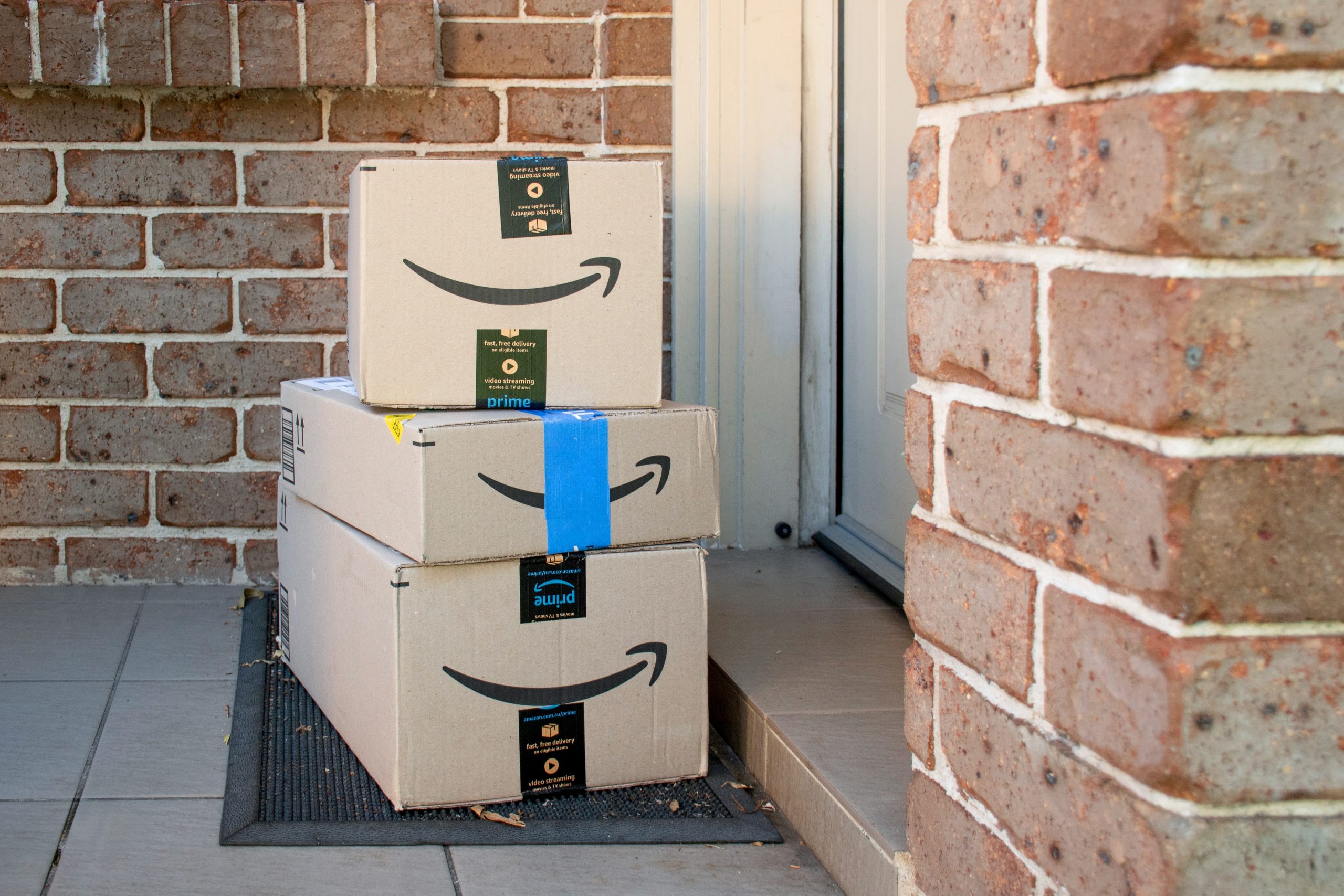 Amazon Labor Day Sale 2026: Deep Discounts on Tech Hardware