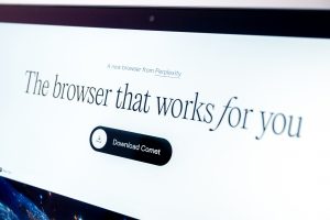 Débat sur l’identification des agents d’intelligence artificielle entre Amazon et Perplexity