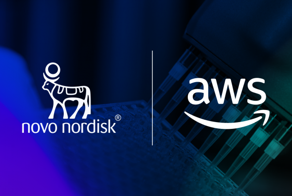 Logo de AWS et deNovo Nordisk